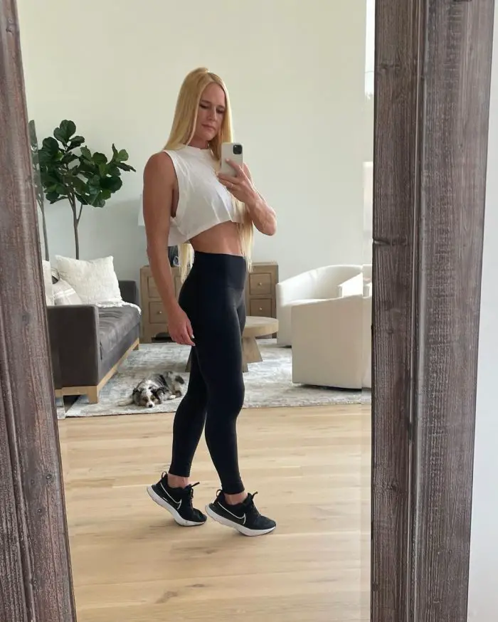 dazzling Holly Holm ufc fighter