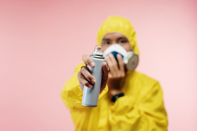 Anti-bacterial Spray to wash boxing gloves