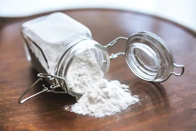 baking soda for cleaning boxing gloves