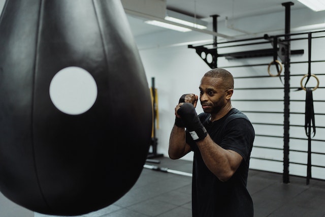 techniques to hit speed bag